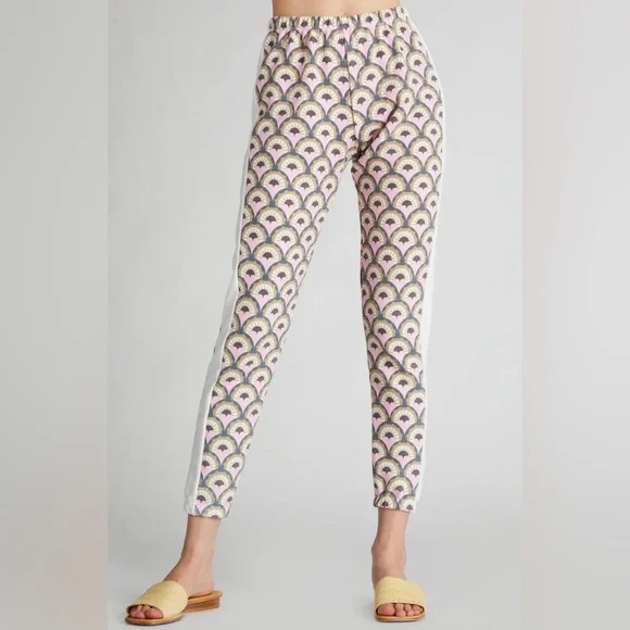 WILDFOX Cream & Pink Hearts Joggers Sweatpants - Picture 1 of 11